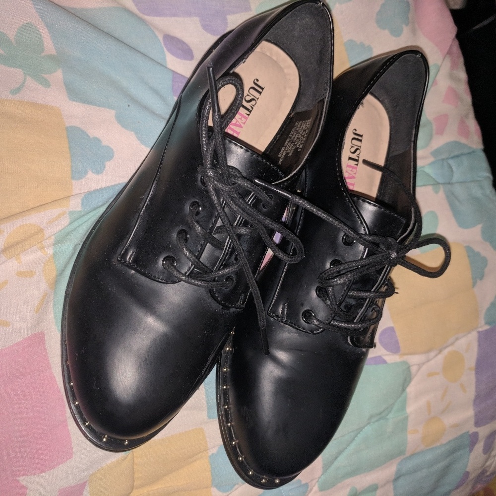 Black lace up oxfords female